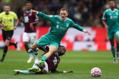 英超焦点战：伯恩茅斯与水晶宫中游对决，防守反击谁主沉浮？